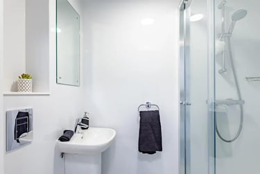 1 bed studio, Cliveland Street, Aston, Birmingham, B193SH - Image 3